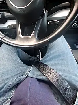 Nzino1983 online show from April 16, 5:03 pm