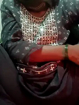 Snapshot of Sexy_Tanya69 chatting on December 14, 1:22 am Sexy Tanya69 online show from December 14, 1:22 am