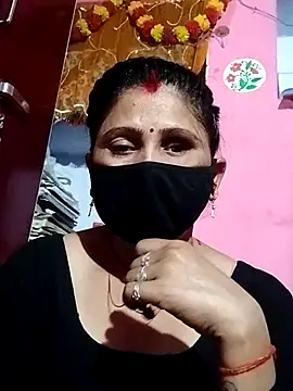Snapshot of Bhavya_Bhan chatting on March 18, 5:42 pm Bhavya Bhan online show from March 18, 5:42 pm