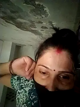 Snapshot of Bhavya_Bhan chatting on July 31, 7:08 am Bhavya Bhan online show from July 31, 7:08 am