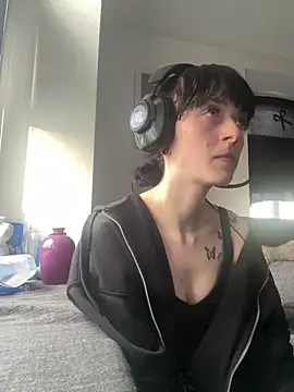 Snapshot of Ciara2004 chatting on January 15, 2:21 pm Ciara2004 online show from January 15, 2:21 pm