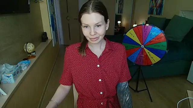 Snapshot of ReginaSparkle chatting on May 4, 8:32 am ReginaSparkle online show from May 4, 8:32 am