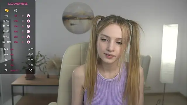 Snapshot of OdelinaEliot chatting on February 14, 10:49 am OdelinaEliot online show from February 14, 10:49 am