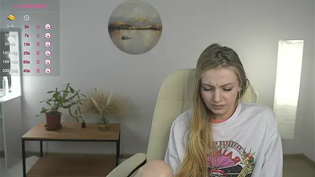 Snapshot of OdelinaEliot chatting on February 16, 1:16 pm OdelinaEliot online show from February 16, 1:16 pm