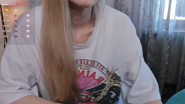 Snapshot of OdelinaEliot chatting on February 26, 11:09 am OdelinaEliot online show from February 26, 11:09 am