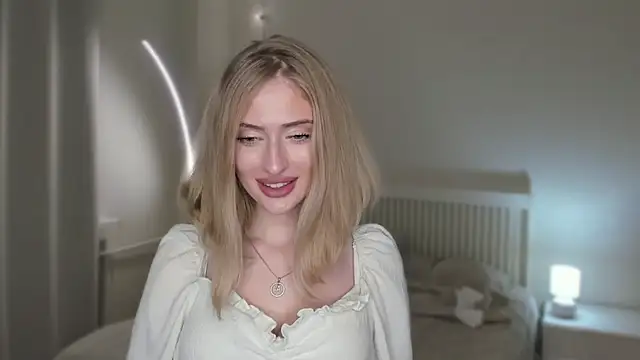 Snapshot of ElizabethHilll chatting on January 29, 8:14 pm ElizabethHilll online show from January 29, 8:14 pm