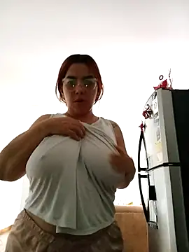 brithany olson25 online show from February 8, 12:06 pm