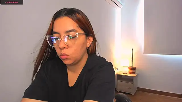 brithany olson25 online show from February 27, 2:00 pm