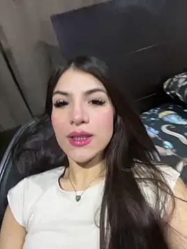 thompsonabella666 online show from February 5, 6:48 pm