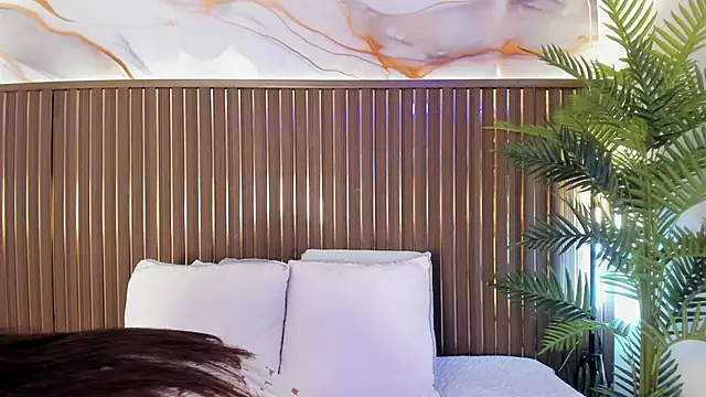 elevensky online show from April 13, 7:52 pm