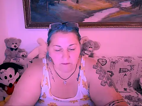 Snapshot of mayamayx chatting on September 19, 7:36 pm mayamayx online show from September 19, 7:36 pm