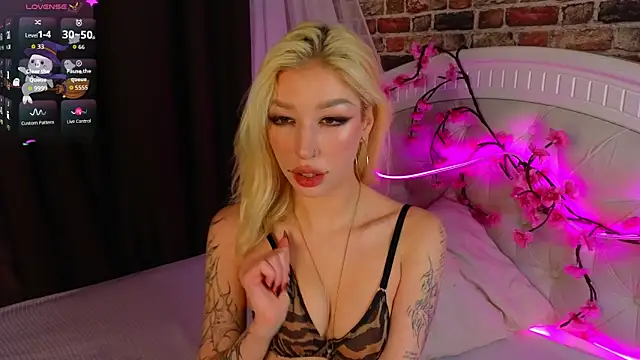 SallyCha online show from November 7, 8:25 am