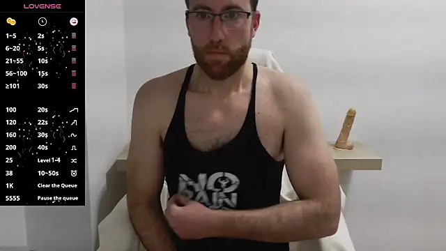 Snapshot of machohiberiko chatting on February 26, 8:54 pm machohiberiko online show from February 26, 8:54 pm