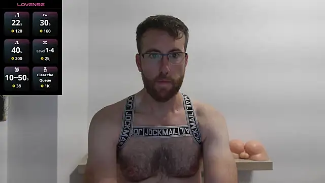 Snapshot of machohiberiko chatting on October 2, 8:27 pm machohiberiko online show from October 2, 8:27 pm