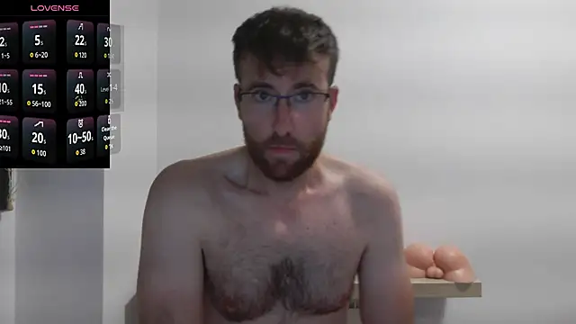 Snapshot of machohiberiko chatting on October 3, 9:12 pm machohiberiko online show from October 3, 9:12 pm