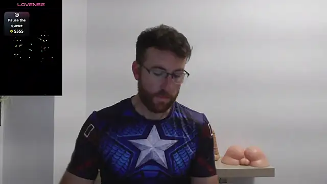 Snapshot of machohiberiko chatting on October 7, 8:39 pm machohiberiko online show from October 7, 8:39 pm