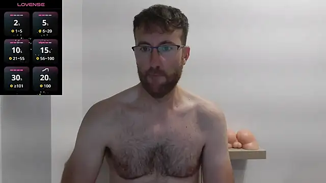 Snapshot of machohiberiko chatting on October 14, 8:31 pm machohiberiko online show from October 14, 8:31 pm