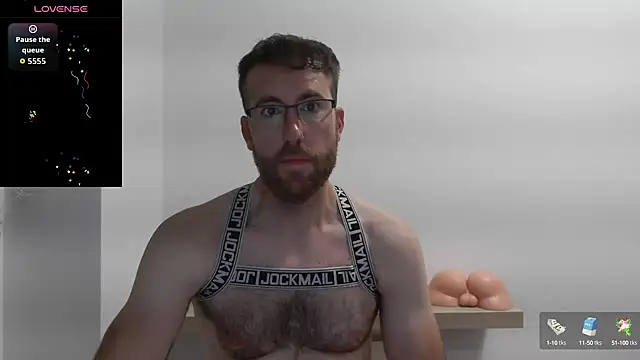 Snapshot of machohiberiko chatting on October 15, 7:58 pm machohiberiko online show from October 15, 7:58 pm