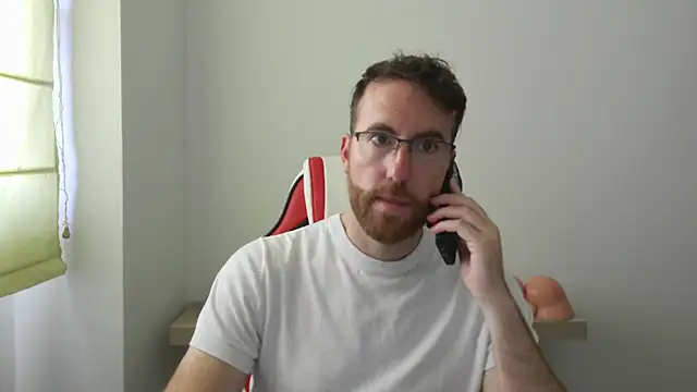 Snapshot of machohiberiko chatting on October 19, 10:38 am machohiberiko online show from October 19, 10:38 am