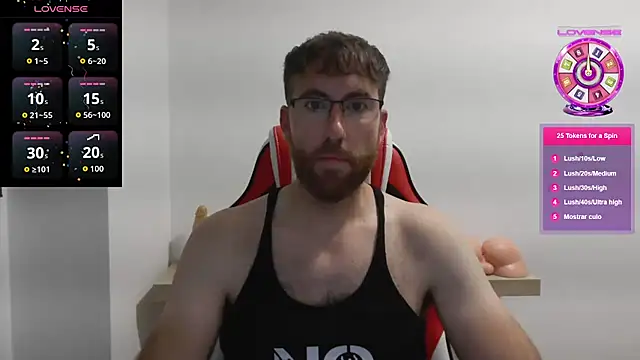 Snapshot of machohiberiko chatting on October 22, 6:07 pm machohiberiko online show from October 22, 6:07 pm