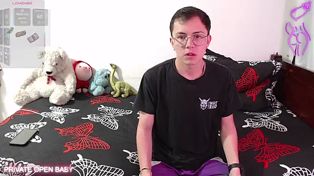 Tina 4 Charlie online show from October 22, 3:01 pm