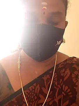 Snapshot of Tamil_Aathira chatting on February 22, 11:13 am Tamil Aathira online show from February 22, 11:13 am