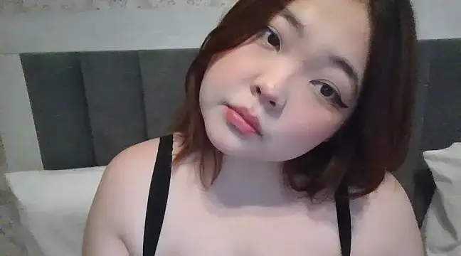 Snapshot of elysiann3 chatting on March 19, 12:12 pm elysiann3 online show from March 19, 12:12 pm