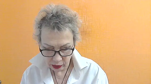 NessyJenixs online show from December 21, 7:48 am