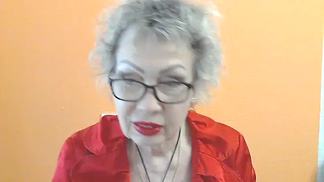 Snapshot of NessyJenixs chatting on April 21, 1:28 pm NessyJenixs online show from April 21, 1:28 pm