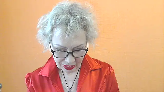 Snapshot of NessyJenixs chatting on May 16, 6:32 am NessyJenixs online show from May 16, 6:32 am