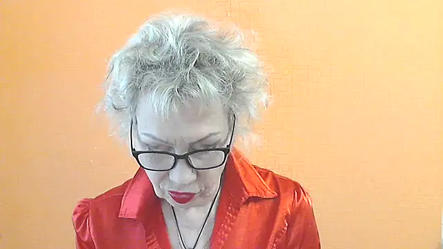 Snapshot of NessyJenixs chatting on May 17, 7:50 am NessyJenixs online show from May 17, 7:50 am