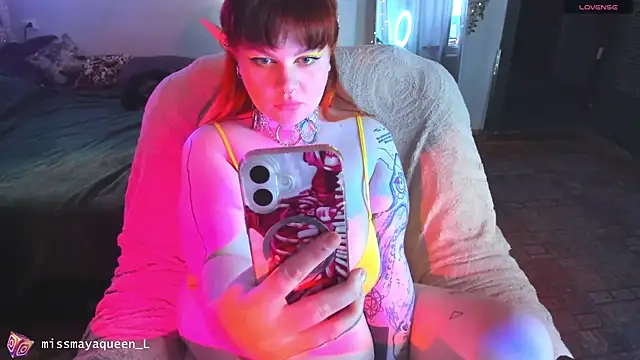 missmayaqueen online show from July 11, 12:19 pm