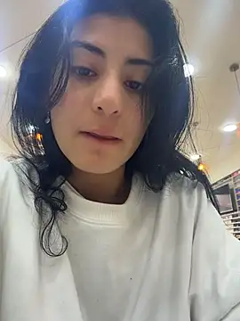 fiorella paris online show from March 8, 4:00 pm