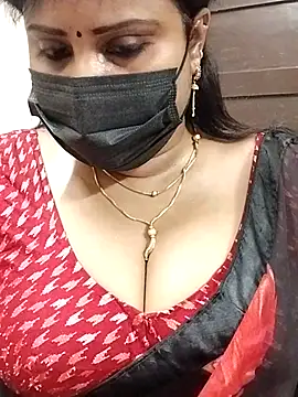 Queenflowerr online show from March 20, 10:43 am