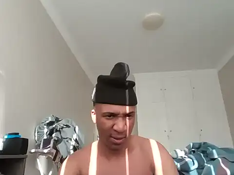 Snapshot of sydmanyoba chatting on November 19, 4:45 am sydmanyoba online show from November 19, 4:45 am