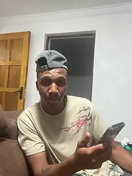 sydmanyoba online show from February 22, 6:06 pm