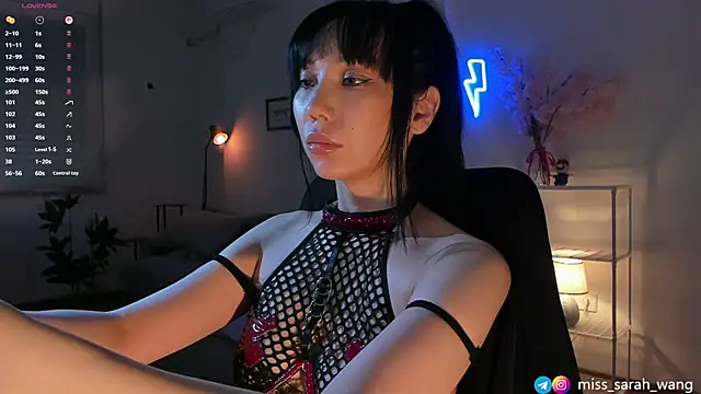 Snapshot of sarah_wang chatting on May 29, 4:38 pm sarah wang online show from May 29, 4:38 pm