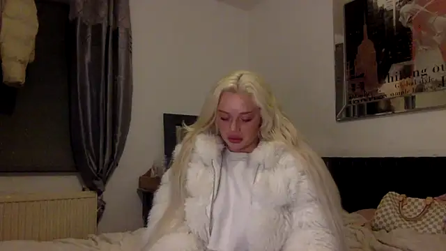 Snapshot of blissdimicco chatting on January 31, 6:03 pm blissdimicco online show from January 31, 6:03 pm