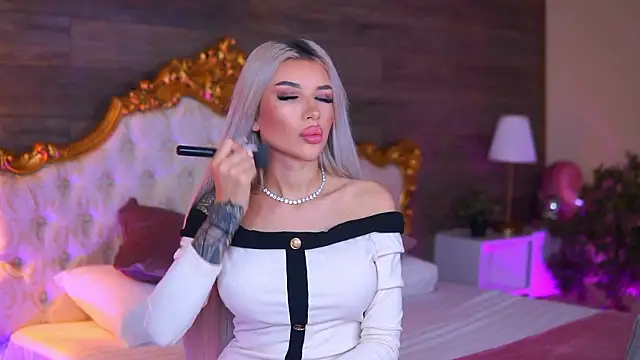 Juicy Jessye online show from February 23, 8:50 pm