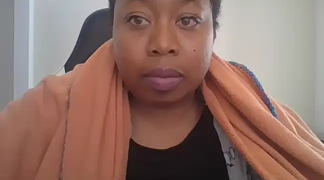 Snapshot of angeliquebelcali chatting on February 20, 5:07 pm angeliquebelcali online show from February 20, 5:07 pm