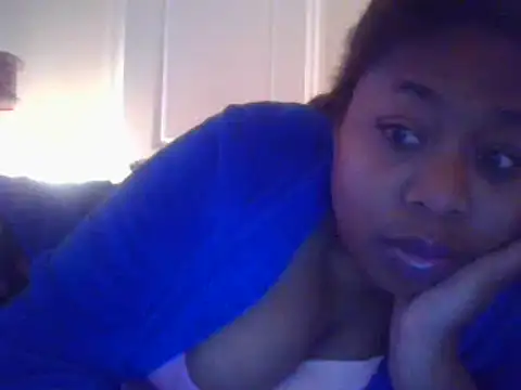 Snapshot of angeliquebelcali chatting on March 10, 1:12 am angeliquebelcali online show from March 10, 1:12 am