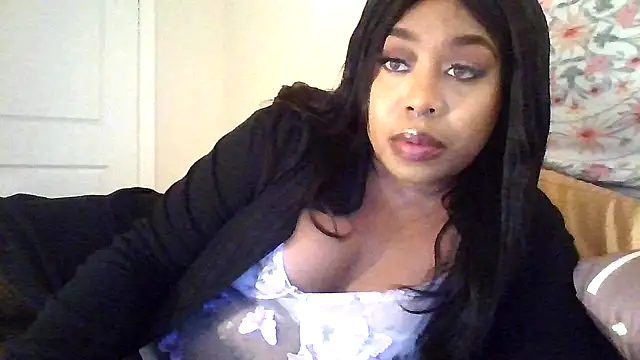 Snapshot of angeliquebelcali chatting on September 21, 1:51 am angeliquebelcali online show from September 21, 1:51 am