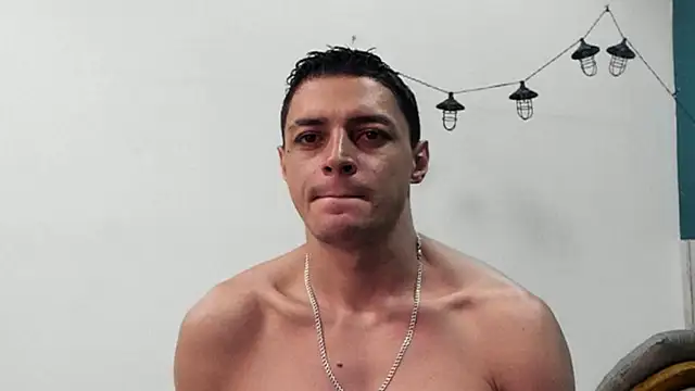 Snapshot of Frank_Millers chatting on November 6, 7:48 pm Frank Millers online show from November 6, 7:48 pm