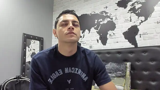 Snapshot of Frank_Millers chatting on November 27, 6:54 pm Frank Millers online show from November 27, 6:54 pm