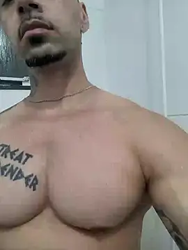 Snapshot of badbrown chatting on January 26, 3:38 am badbrown online show from January 26, 3:38 am