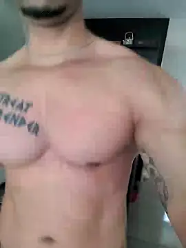 Snapshot of badbrown chatting on January 26, 1:36 pm badbrown online show from January 26, 1:36 pm