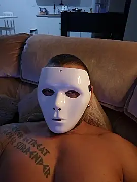 Snapshot of badbrown chatting on November 12, 1:50 am badbrown online show from November 12, 1:50 am