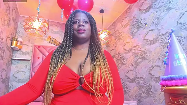 nefertiti ebony online show from June 1, 8:32 pm
