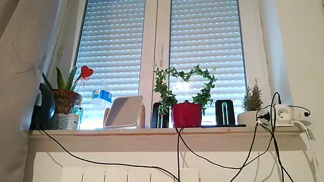 serena  vedette online show from March 17, 7:01 am