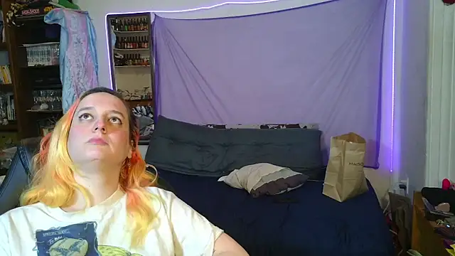 Evelan420 online show from March 10, 7:52 pm